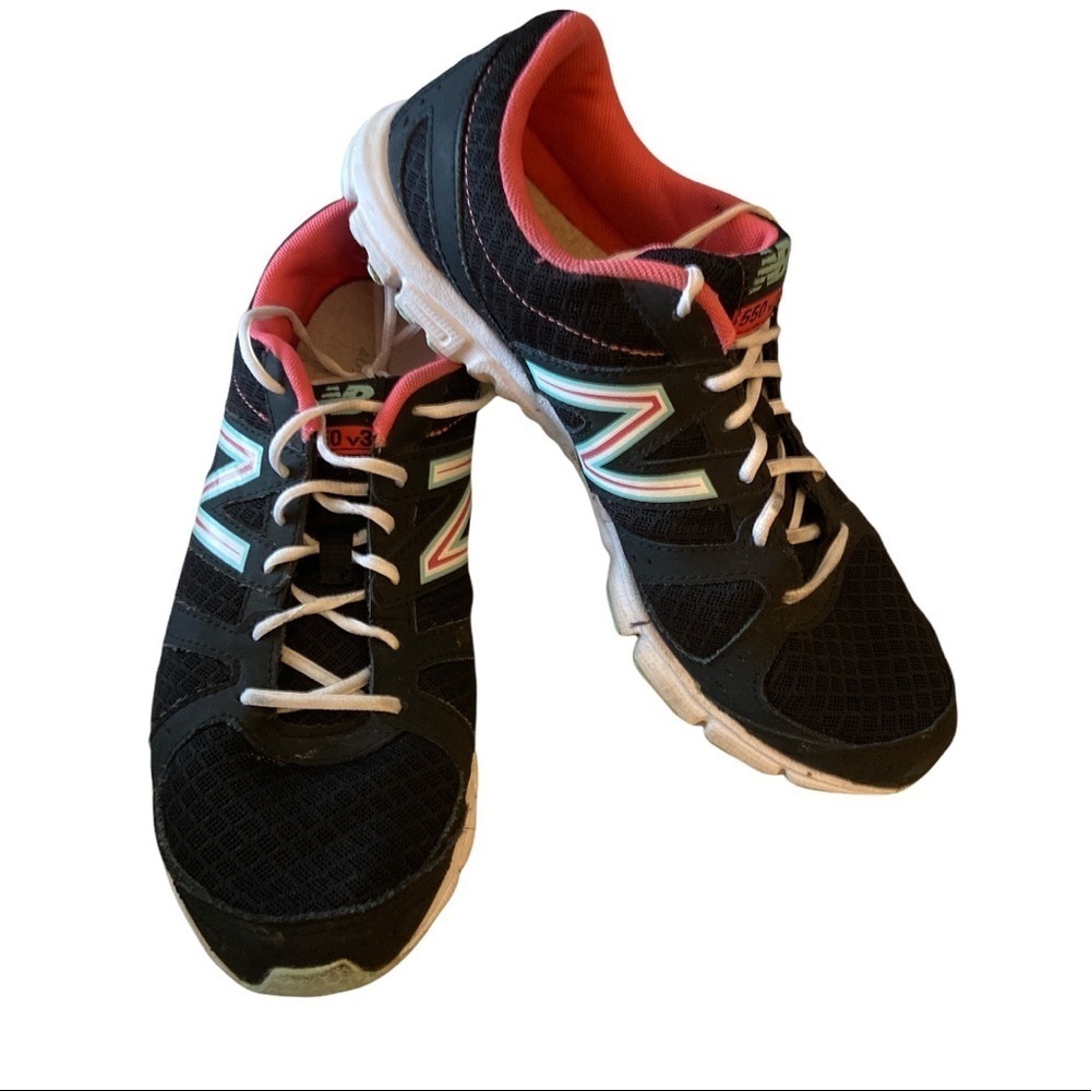 ❤️NEW BALANCE 550v3 RUNNING SHOES ~ 9.5‎